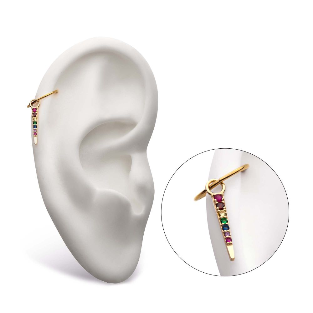 14Kt Yellow Gold Triangle with Prong Set 7 CZ Charm