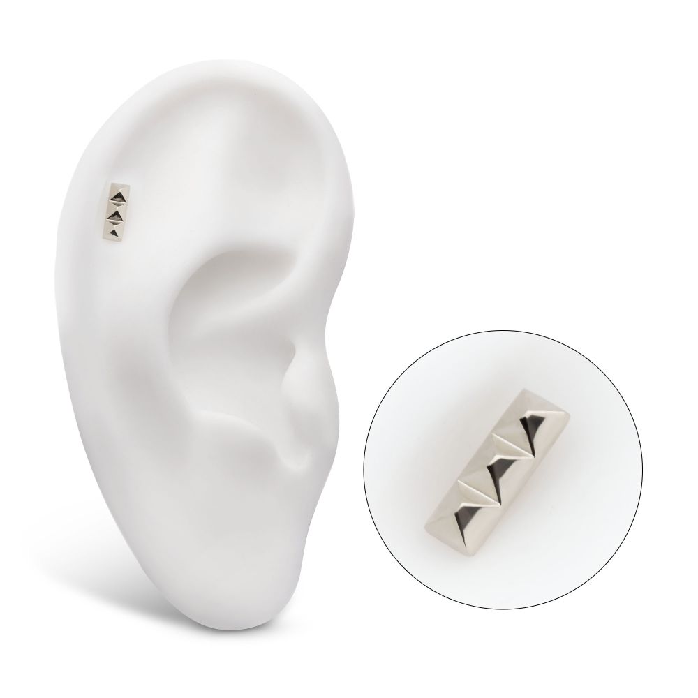 Titanium Threadless 3 Pyramid Stud Top