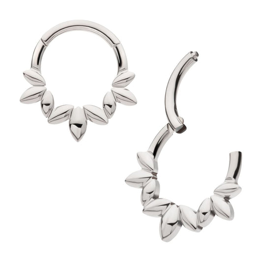 Titanium Clustered 3-Petal Flower Front Facing Hinged Segment Clicker