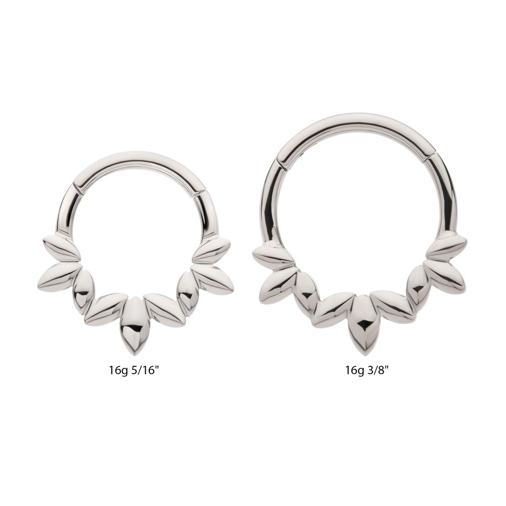 Titanium Clustered 3-Petal Flower Front Facing Hinged Segment Clicker