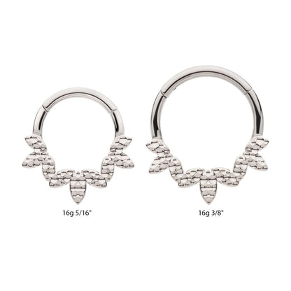 Titanium Clustered Hammered 3-Petal Flower Front Facing Hinged Segment Clicker
