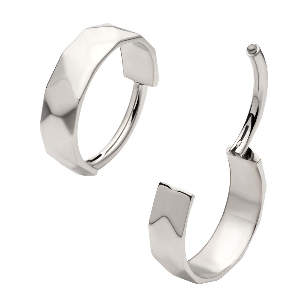 Titanium Diamond Cut Pattern Side Facing Hinged Segment Clicker