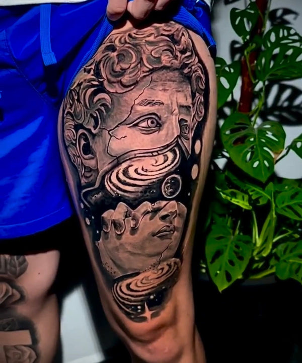 Fineline tattoo by Moreno